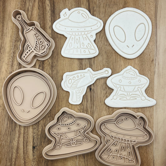 Aliens UFO Extra Terrestrial Cookie Cutters Gingerbread and Fondant Cutout