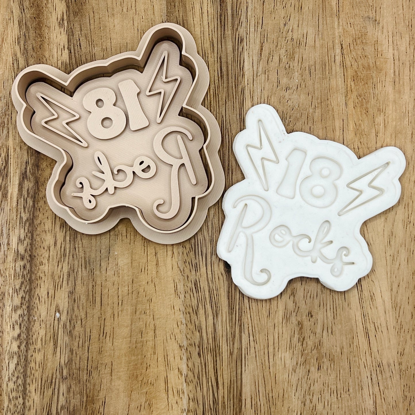 18th Birthday Cookie Cutter - 18 Rocks - Gingerbread and Embosser Fondant Cutout